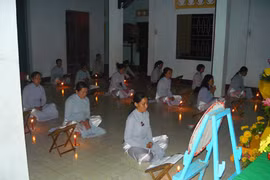 Định không chỉ là tĩnh lặng