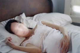 Mẹ thần kinh, con còi cọc... do nghén nặng