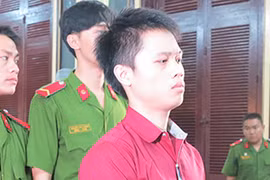 Yêu cuồng hay tham của?