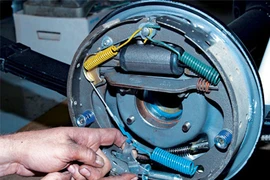 Dấu hiệu ô tô bị mòn phanh