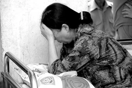 Người già không thay đổi chậm rãi động tác