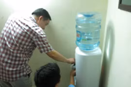 Vụ nước La Vie tanh nồng: sẽ xét nghiệm độc lập