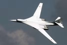 Vì sao Nga không thể ngừng hiện đại hóa "Thiên nga trắng" Tu-160?