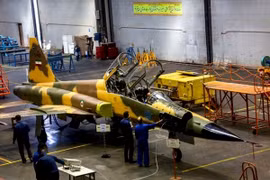 Khó tìm ra khác biệt giữa tiêm kích Kowsar Iran so với F-5 Tiger