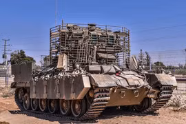 Kinh hãi lô cốt di động, bọc giáp lồng như "chuồng chó" của Israel