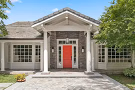 Bộ sưu tập biệt thự sang trọng của Selena Gomez