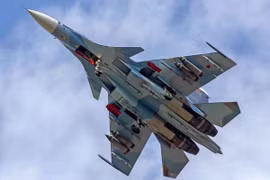 Xem Su-30SM Nga dùng bom dẫn đường KAB-500S-E san phẳng căn cứ phiến quân
