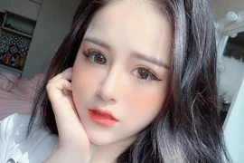 Vóc dáng bốc lửa của hot girl tự nhận là bạn gái Vũ Duy Khánh