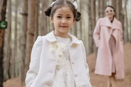 Con gái Hà Kiều Anh 6 tuổi xinh xắn chuẩn hoa hậu tương lai