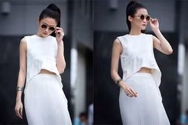 Chân dài Kha Mỹ Vân cá tính dạo phố Sài Gòn