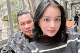 Nhan sắc người tình tin đồn kém 27 tuổi của chồng cũ Lệ Quyên