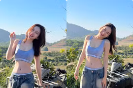 Hot girl diện áo bra giữa núi rừng khoe vóc dáng nuột nà