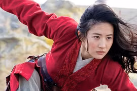 Ngán ngẩm biểu cảm “trăm cảnh như một” của Lưu Diệc Phi trong Mulan