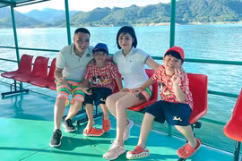 Sau những ồn ào đời tư, cuộc sống của MC Hoàng Linh ra sao?