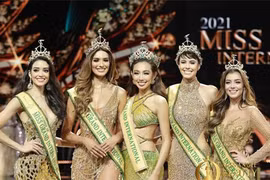 Đọ sắc Hoa hậu Hòa bình Quốc tế Thùy Tiên và dàn á hậu 