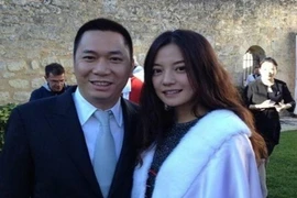 Triệu Vy chính thức xác nhận ly hôn doanh nhân Huỳnh Hữu Long