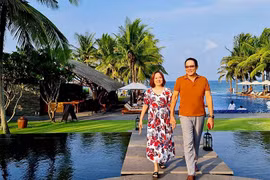 Diễn viên Hoàng Hải cuộc sống viên mãn bên vợ và 4 con