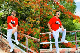 Đàm Vĩnh Hưng bồi hồi nhớ tuổi học trò với bộ ảnh hoa phượng đỏ