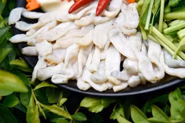 Top đặc sản Quảng Ninh nhất định phải thử khi đến du lịch