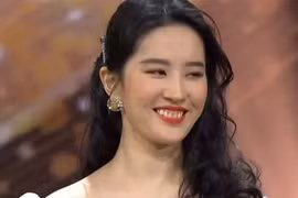 Soi điểm yếu chết người của “thần tiên tỷ tỷ” Lưu Diệc Phi