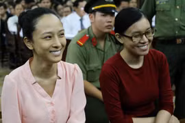 Đình chỉ điều tra, miễn trách nhiệm hình sự Hoa hậu Trương Hồ Phương Nga