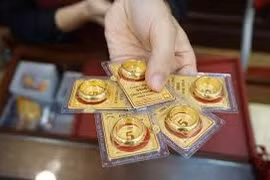 Thị trường vàng nóng lên: Vàng nhẫn đạt 99 triệu đồng/lượng