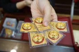 Thị trường vàng nóng lên: Vàng nhẫn đạt 99 triệu đồng/lượng