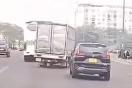 Xác minh thông tin xe tải lạng lách trên đại lộ Phạm Văn Đồng