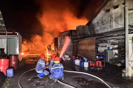 Bà Rịa - Vũng Tàu: Cháy lớn tại tiệm rửa xe trên Quốc lộ 51