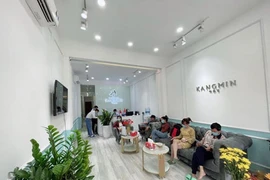 Nha khoa thẩm mỹ Kangmin và nhiều thẩm mỹ viện ở TPHCM bị xử phạt, tước giấy phép