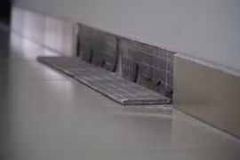 Hàng trăm căn hộ ở TPHCM bị nứt tường nghi bị ảnh hưởng động đất