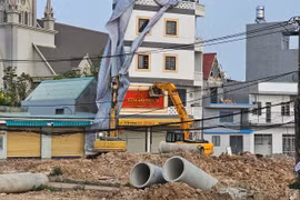 Căn nhà ba tầng bị nghiêng khi thi công nút giao Tân Vạn, Vành đai 3