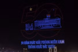 Mãn nhãn hình ảnh tổng duyệt trình diễn 10.500 drone trên sông Sài Gòn