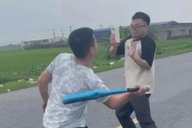 Dùng gậy bóng chày tấn công người khác ở Thái Bình