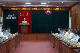 Liên hiệp các Hội Khoa học và Kỹ thuật Việt Nam làm việc với Thường trực Tỉnh ủy Quảng Bình.