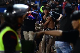 127 người thiệt mạng trong bạo loạn tại Indonesia