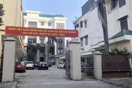 Thiết bị y tế hàng tỉ đồng “đắp chiếu” gây lãng phí