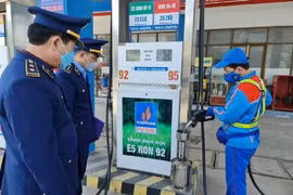 Kiến nghị điều tra sai phạm về xăng dầu liên quan Bộ Công Thương