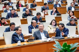 Quốc hội quyết định công tác nhân sự cùng nhiều nội dung cấp bách