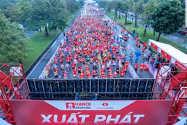Marathon Quốc tế Hà Nội Techcombank: Chung tay chia sẻ khó khăn với nhân dân vùng lũ