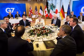 Nhóm G7 siết chặt các biện pháp trừng phạt Nga 