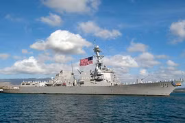 Tàu khu trục Mỹ lại tuần tra ở Quần đảo Hoàng Sa