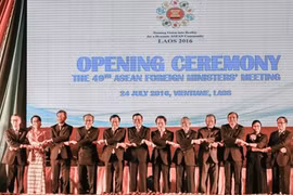 Tuyên bố chung của AMM-49 "lo ngại" vấn đề Biển Đông