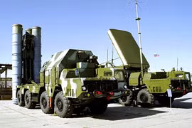 Ông Putin hủy lệnh cấm bán tên lửa S-300 cho Iran