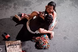 Tổng thống Duterte từ bỏ cuộc chiến chống ma túy?