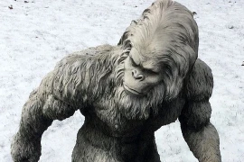 Loạt quái thú khổng lồ khiến con người điên cuồng săn đuổi