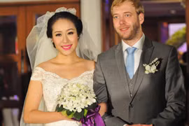 HH Ngô Phương Lan đã hạ sinh con đầu lòng sau 6 năm đám cưới