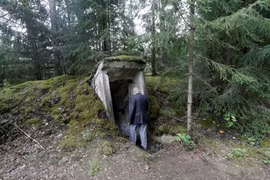 Đột nhập căn cứ tên lửa cực nổi tiếng của Liên Xô