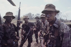 Ảnh độc: Lính Mỹ trên chiến trường Việt Nam năm 1967 (2) 