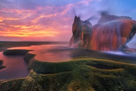 10 cảnh quan kỳ ảo đến khó tin trên Trái đất